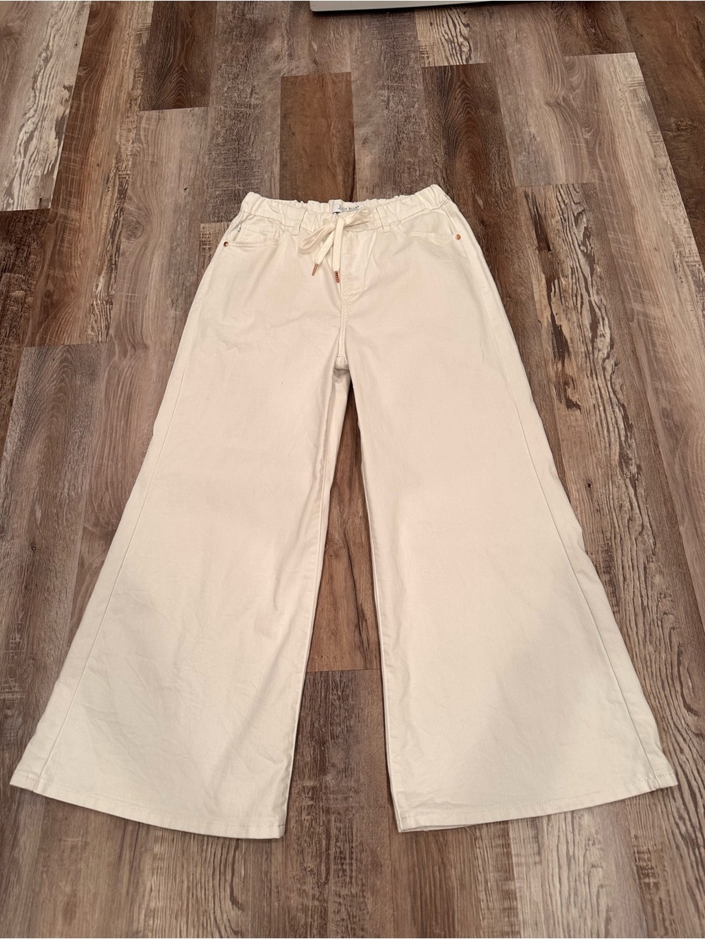 NWOT Judy Blue High Rise Palazzo Drawstring Pants Neutral Staple Sz 7/28 Short - Picture 7 of 11